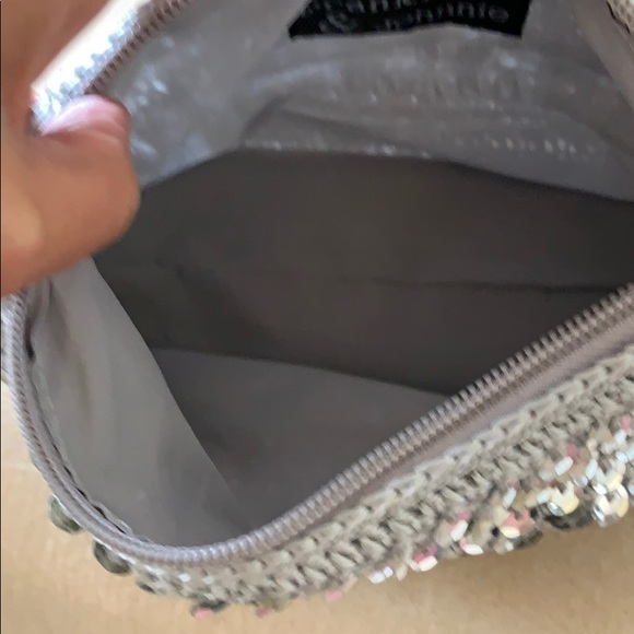 4/$25🦋 Frankie and Johnnie Sequin zipper pouch - Picture 5 of 6